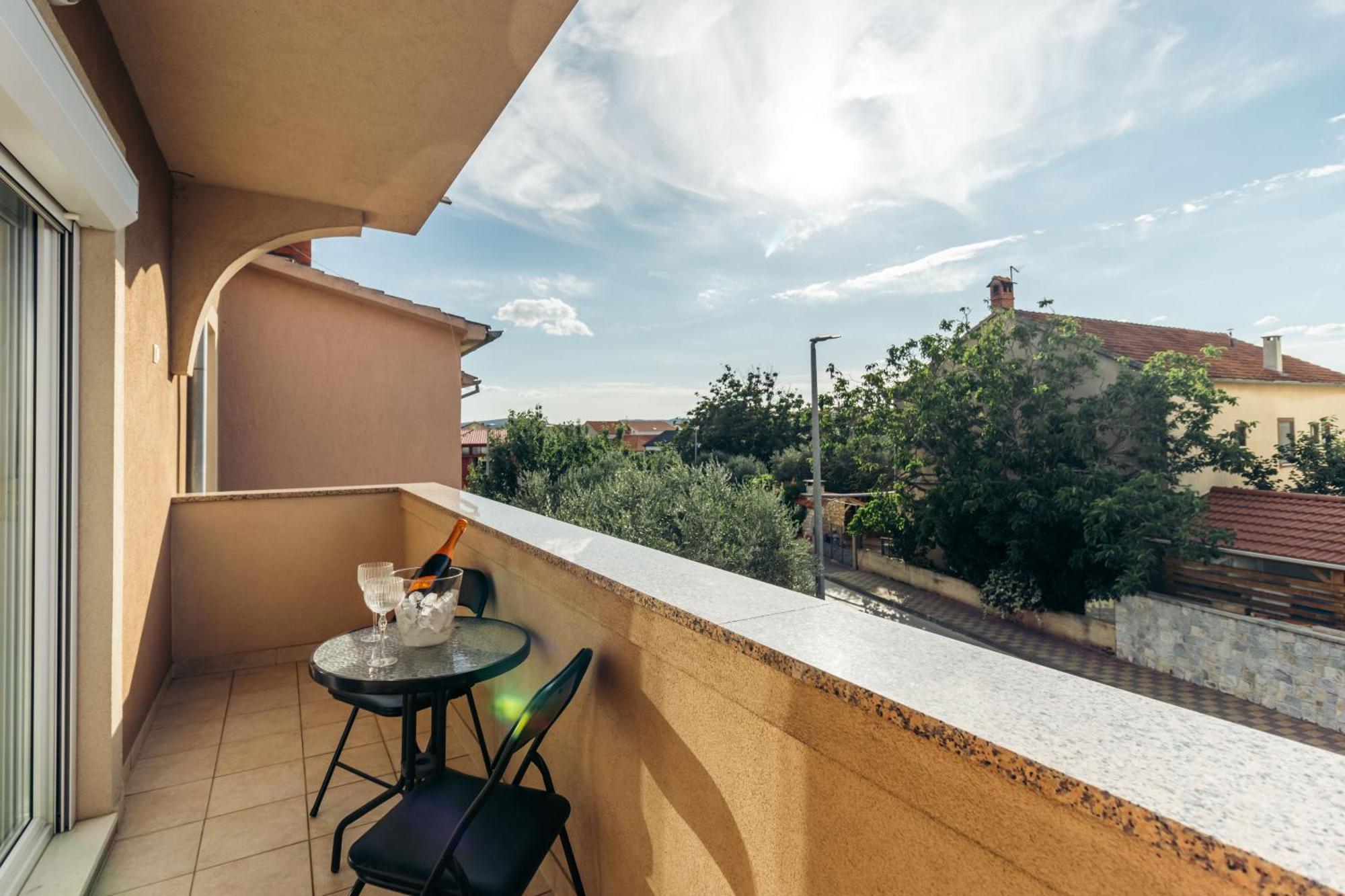 Appartement Krajnovic Biograd Na Moru